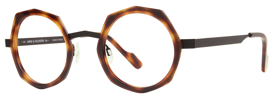 anne_et_valentin_flamingo_u104_ref