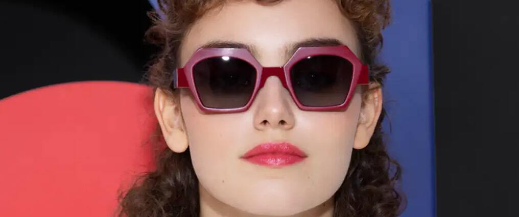 ann banner single-min